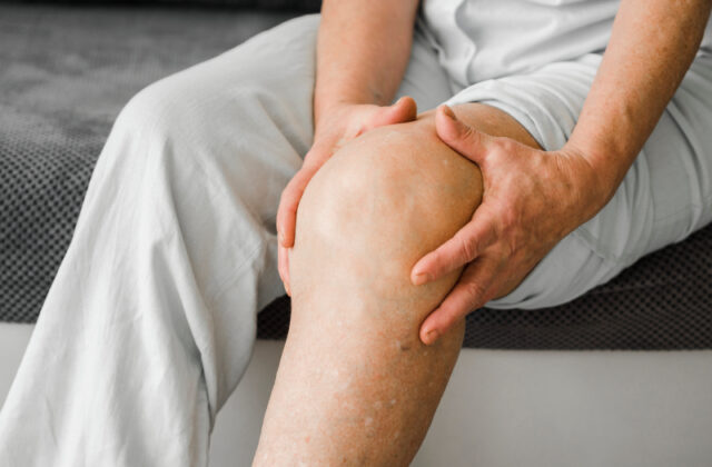 Eklem Kireçlenmesi Osteoartrit Nedir Belirtileri Nedenleri ve Modern Tedavi Yöntemleri